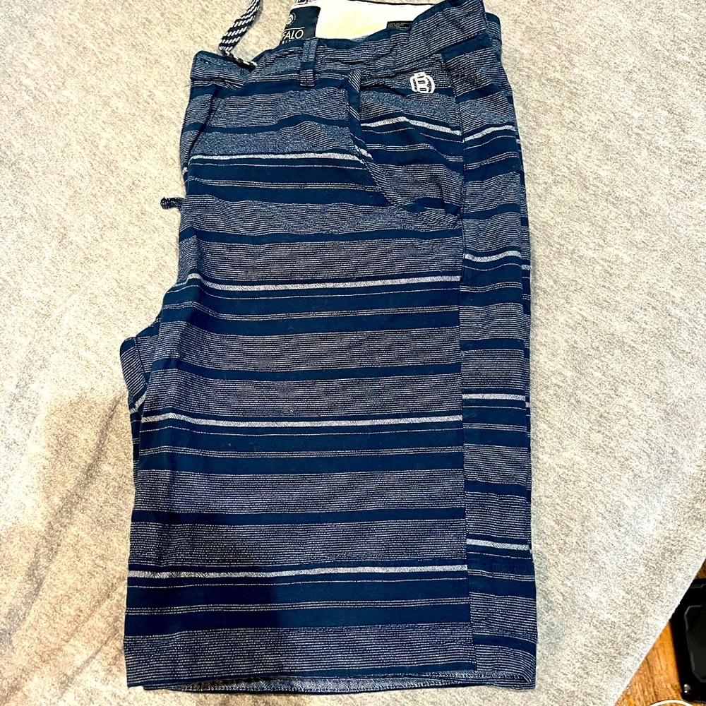 Men’s L Buffalo 10” inseam shorts - blue/grey/wht- worn once. Hang dried.